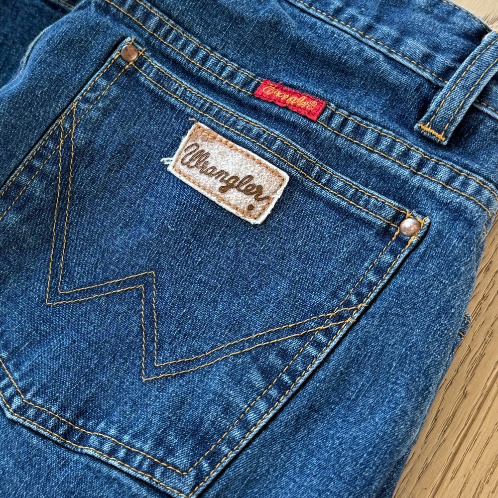 VINTAGE Wrangler size 9/10 high rise